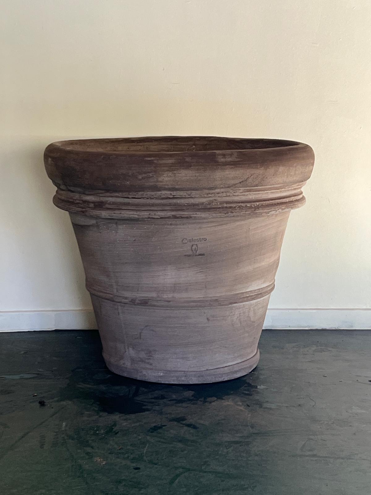 Terrakotta blomsterpotte Ø60 cm - Klassisk krukke til oliventre og planter | TOSCANA